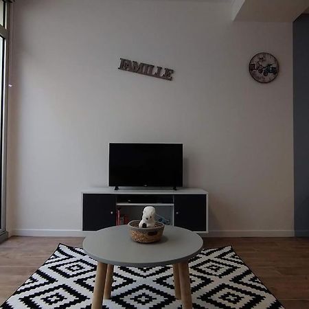 Maison De Ville En Plein Coeur De Jonzac Dış mekan fotoğraf