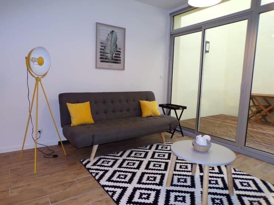 Maison De Ville En Plein Coeur De Jonzac Dış mekan fotoğraf